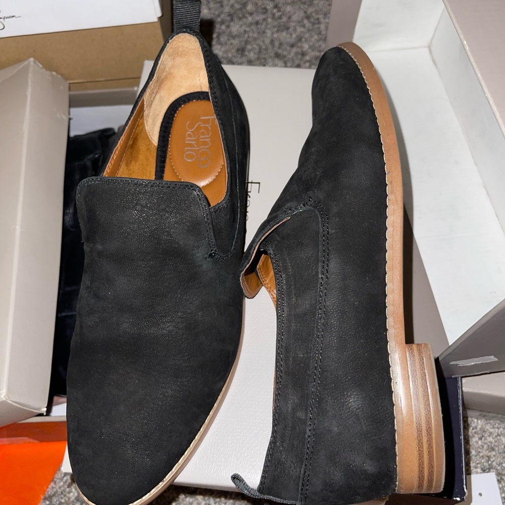 Franco Sarto shoe boot
Black, Size 9
Worn once!